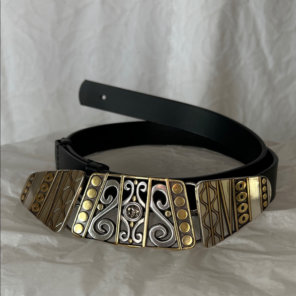 Chico's Artistic Black and Gold Belt. Size Small. Split leather.
